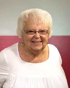 Headshot of Carolyn Murphy, our Project Sister's Arts & Crafts life group leader.